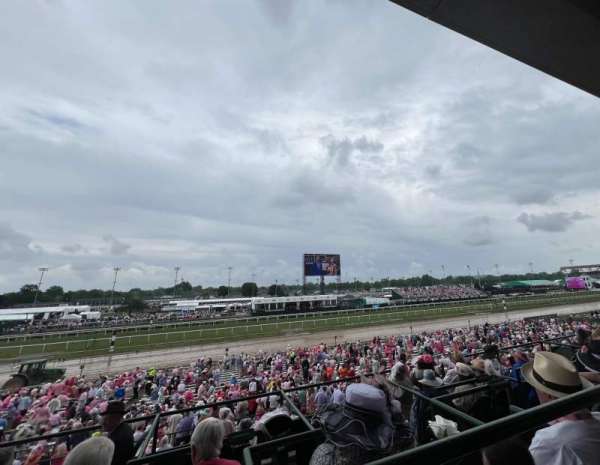Churchill Downs, section: 325, row: 15, seat: 2