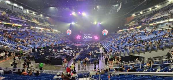 Coliseo De Puerto Rico, section: 121, row: S, seat: 1,2,3