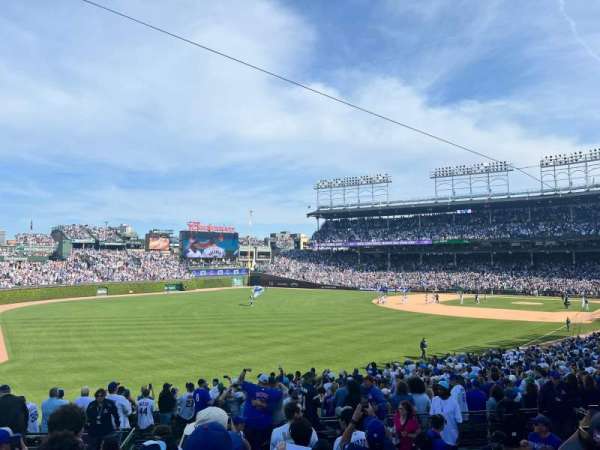 Wrigley Field, section: 203, row: 8, seat: 6