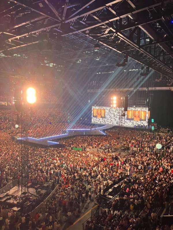 Paris La Défense Arena, section: 414, row: 41, seat: 20