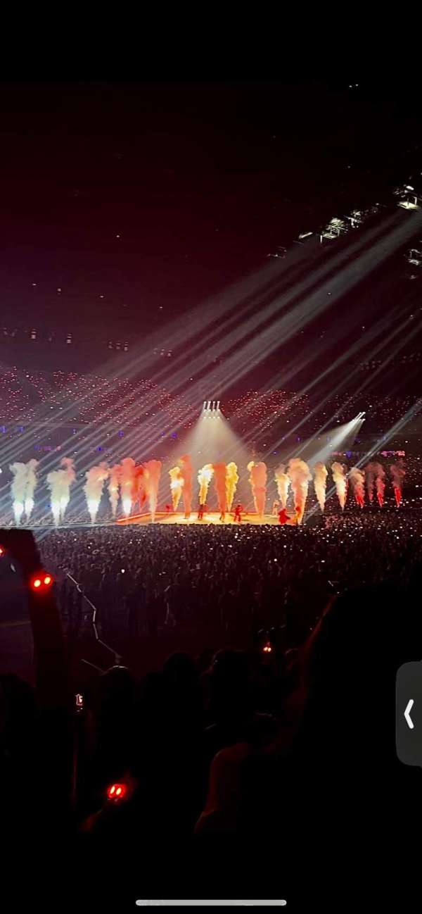 Paris La Défense Arena, section: 101, row: 18, seat: 26