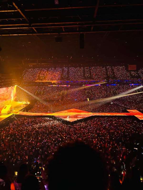 Paris La Défense Arena, section: 404, row: 46, seat: 5