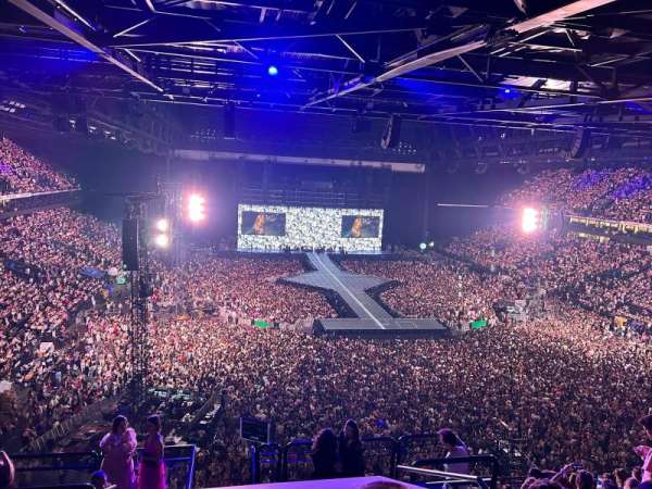 Paris La Défense Arena, section: 410, row: 52, seat: 15