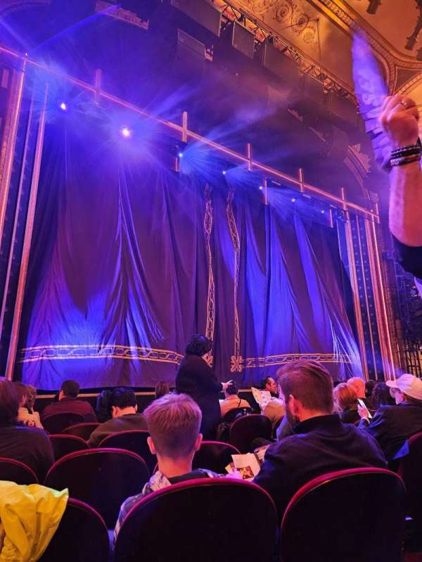 Lena Horne Theatre, section: Orchestra L, row: G, seat: 7