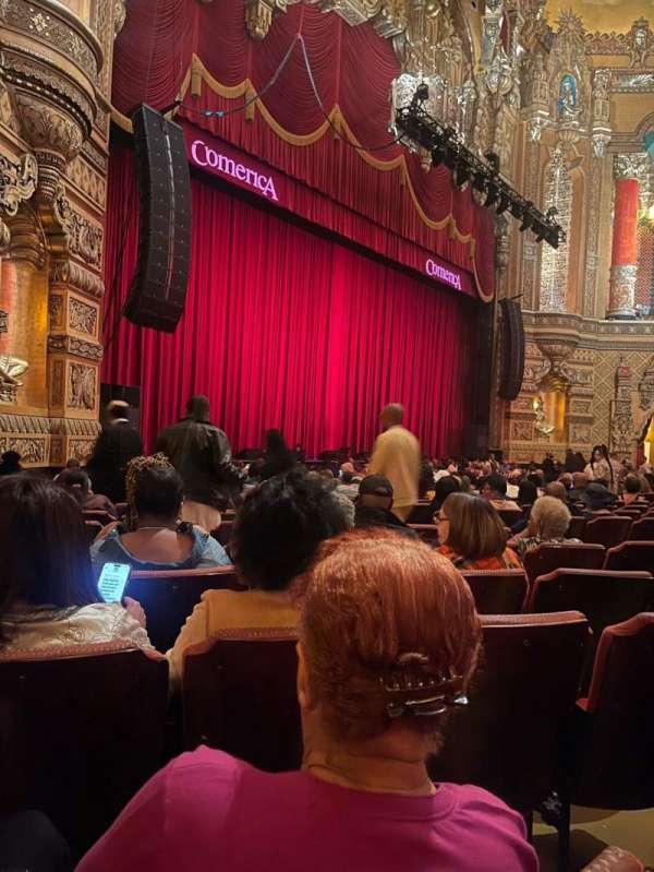 Fox Theatre, Detroit, section: Floor 1, row: T, seat: 103