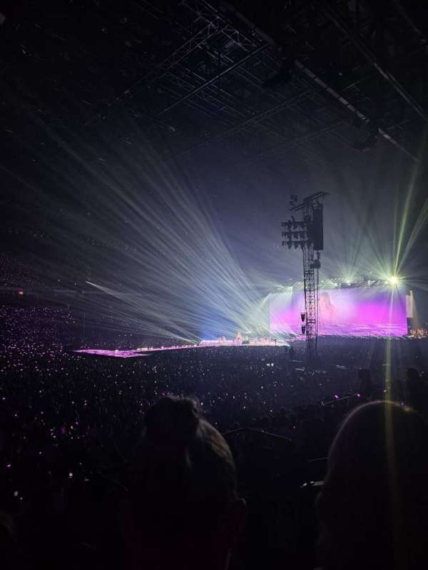 Paris La Défense Arena, section: 113, row: 19, seat: 15
