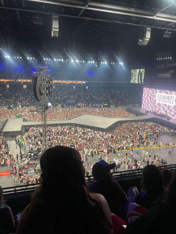 Paris La Défense Arena, section: 417, row: 46, seat: 35
