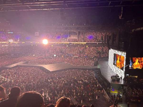 Paris La Défense Arena, section: 420, row: 47, seat: 3