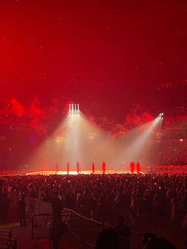 Paris La Défense Arena, section: 101, row: 9, seat: 25