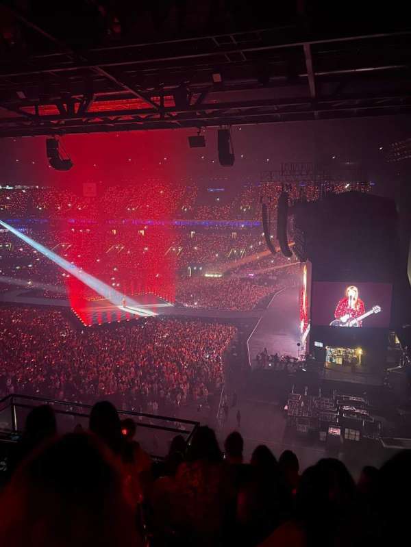 Paris La Défense Arena, section: 420, row: 51, seat: 30