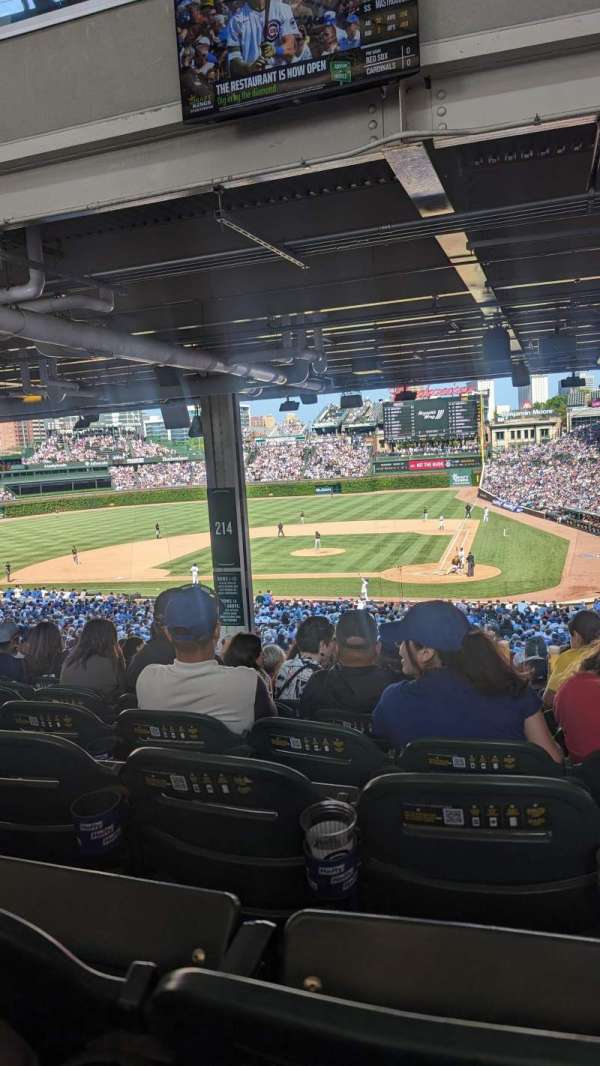 Wrigley Field, section: 214, row: 20, seat: 17