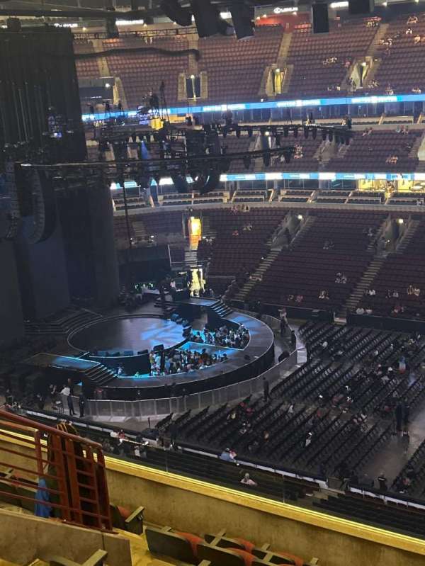 United Center, section: 316, row: 8, seat: 10