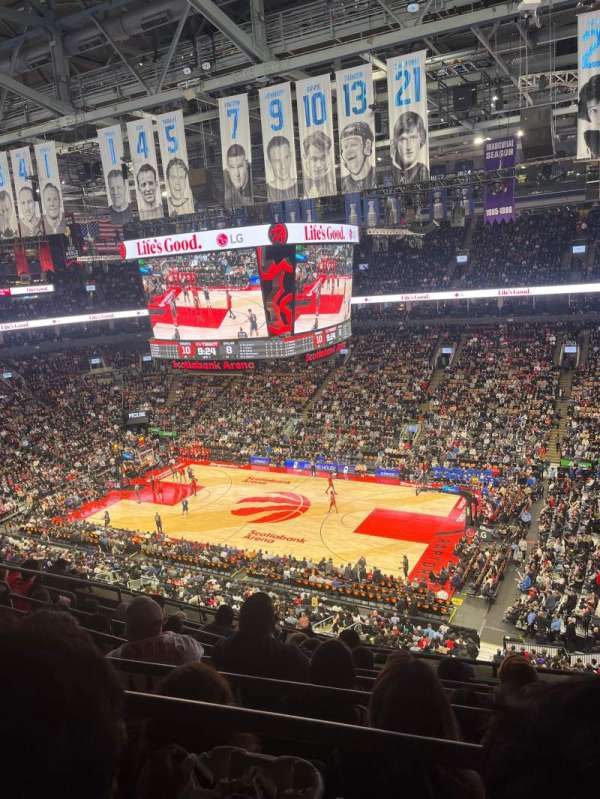 Scotiabank Arena, section: 307, row: 8, seat: 15