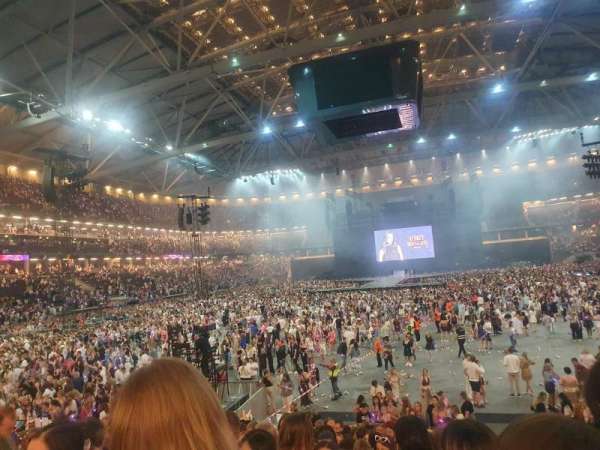 Strawberry Arena, section: 101, row: 13, seat: 177