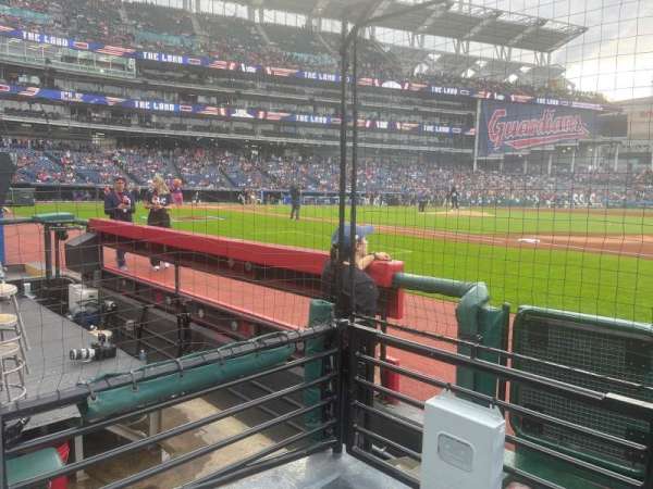 Progressive Field, section: 138, row: B, seat: 10