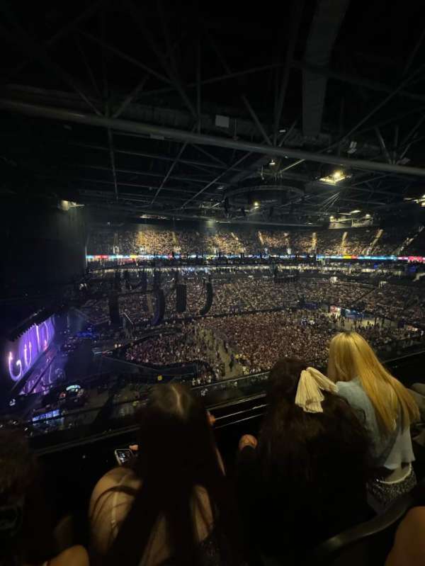The O2, London, section: 401, row: b, seat: 471