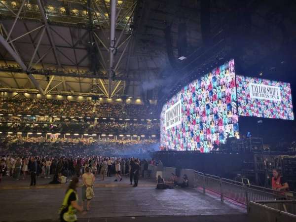 Strawberry Arena, section: 114, row: 2