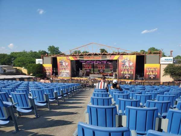 Azura Amphitheater, section: 9, row: V, seat: 1