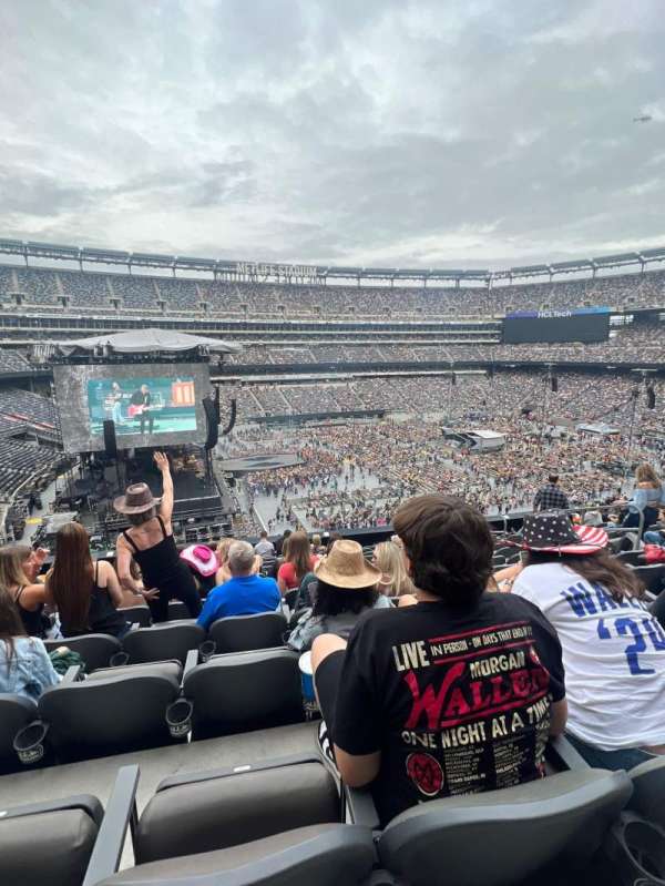 MetLife Stadium, section: 242, row: 11, seat: 10