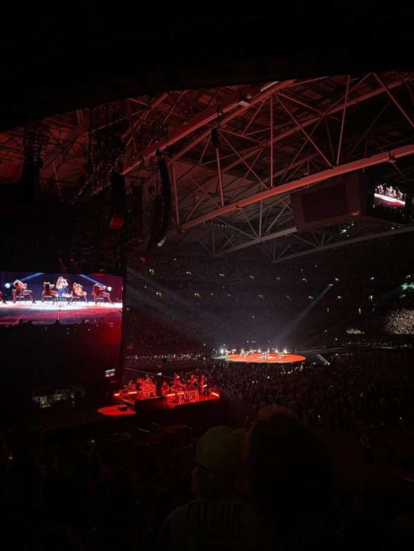 Strawberry Arena, section: 124, row: 23, seat: 4