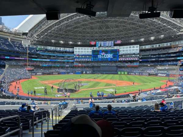 Rogers Centre, section: 122, row: 15, seat: 15