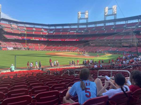 Busch Stadium, section: 165, row: 12, seat: 6
