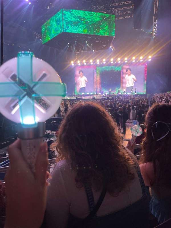 Crypto.com Arena, section: 105, row: 4, seat: 5