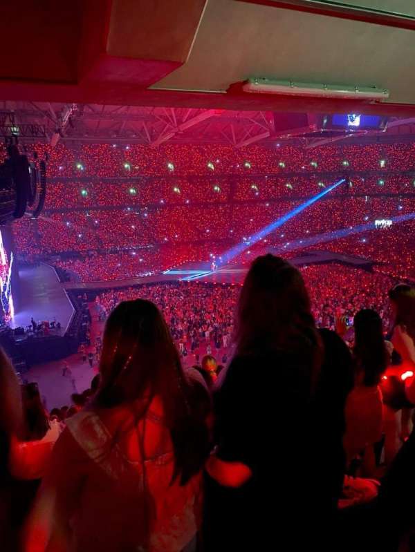 Strawberry Arena, section: 227, row: 14, seat: 64
