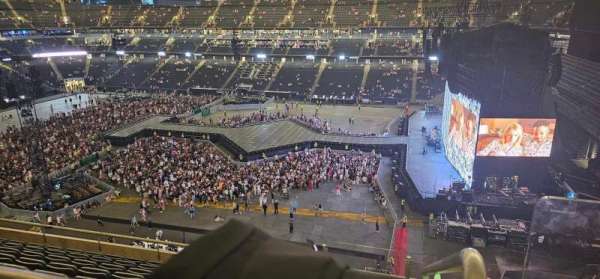 Strawberry Arena, section: 314, row: 9, seat: 287