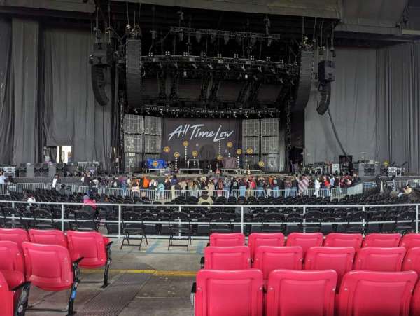 White River Amphitheatre, section: 103, row: 6, seat: 20