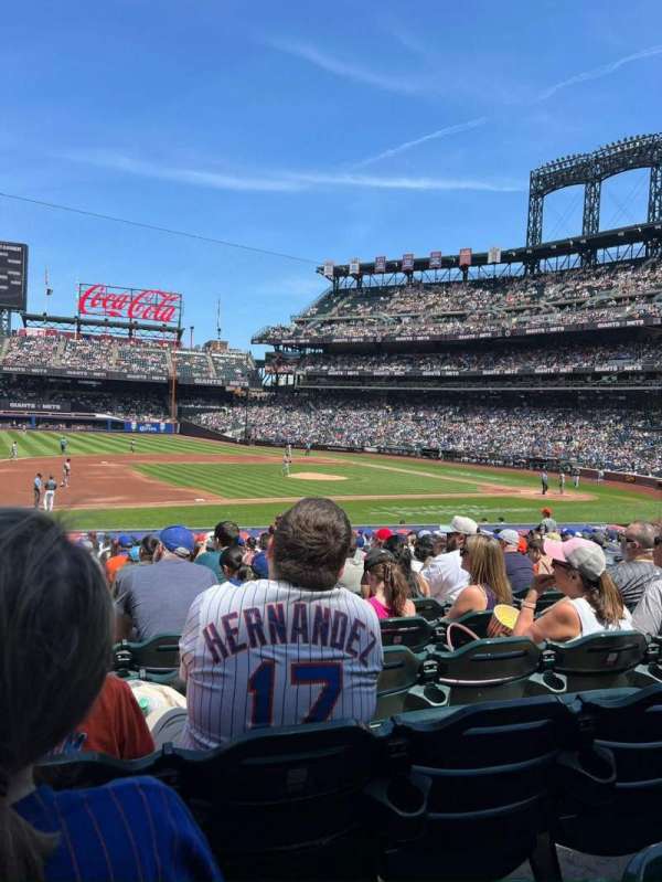 Citi Field, section: 123, row: 22, seat: 9