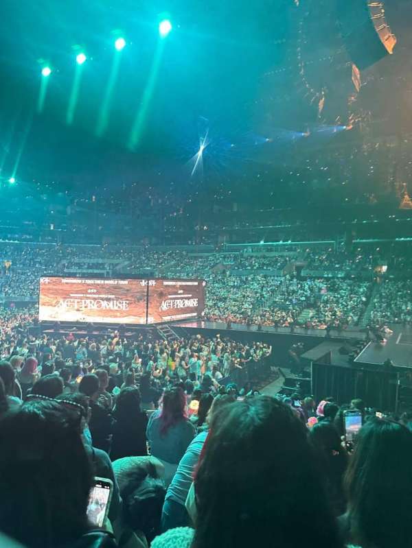 Crypto.com Arena, section: 118, row: 15, seat: 5