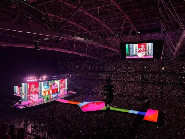 Strawberry Arena, section: 331, row: 5, seat: 200