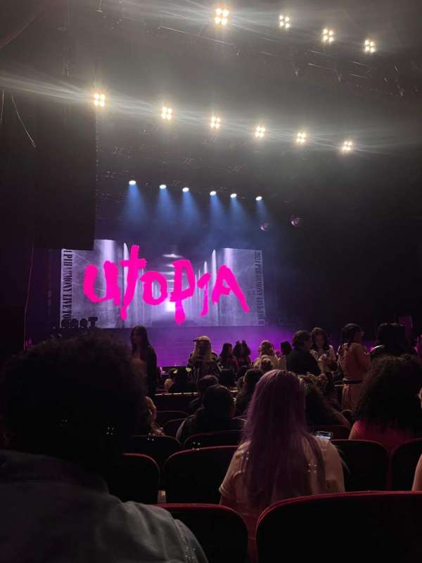 Wang Theatre, section: Orchestra LC, row: G, seat: 15