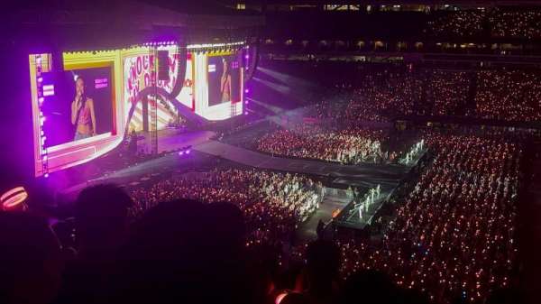 MetLife Stadium, section: 239, row: 8, seat: 11