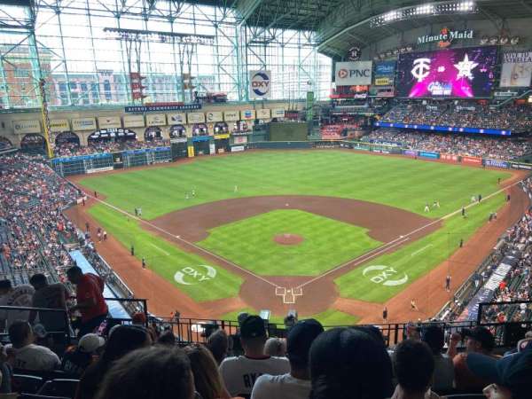 Daikin Park, section: 319, row: 7, seat: 6