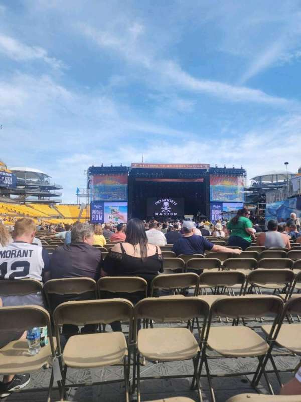 Acrisure Stadium, section: Floor 9, row: 40, seat: 13