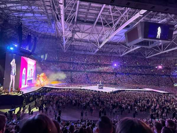 Strawberry Arena, section: 128, row: 23, seat: 99