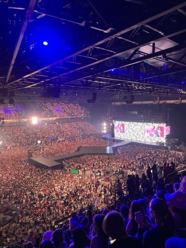 Paris La Défense Arena, section: 416, row: 55, seat: 4