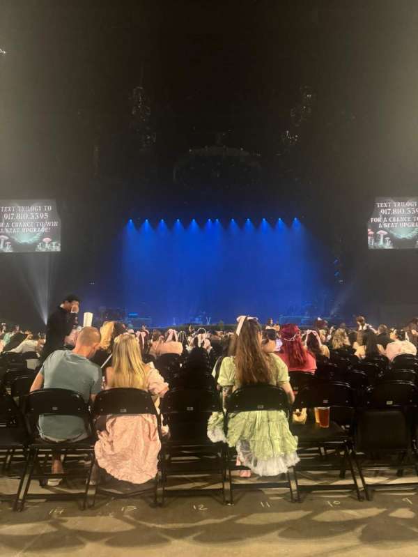 CFG Bank Arena, section: Floor 5, row: B, seat: 11