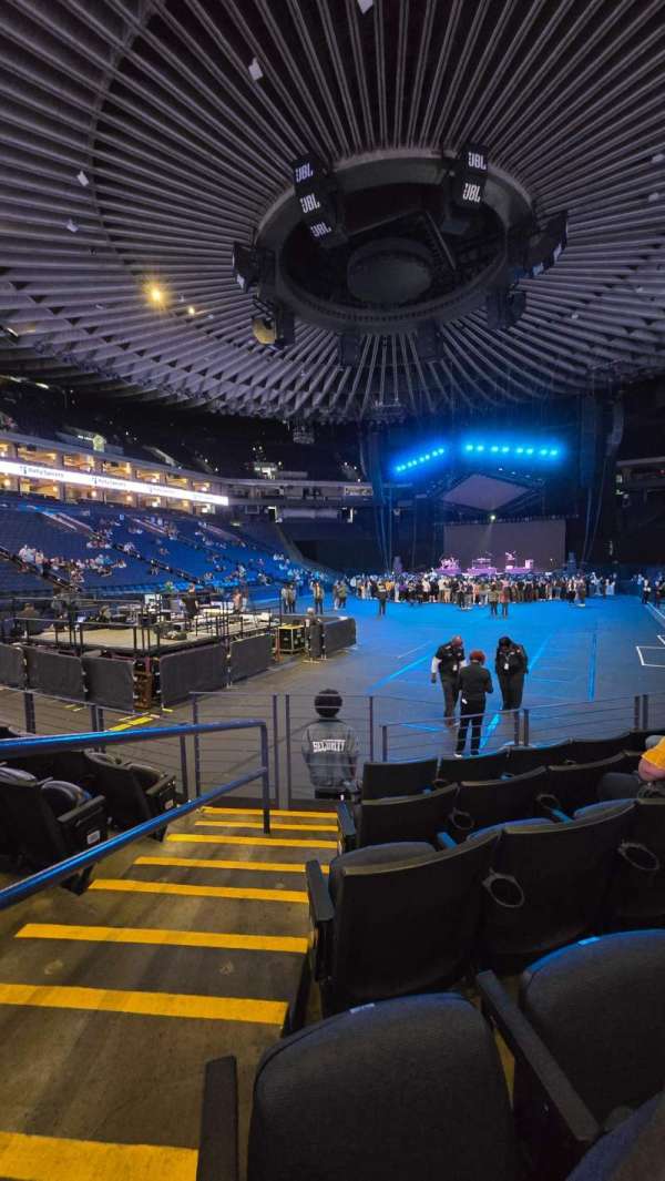 Oakland Arena, section: 105, row: 4, seat: 16