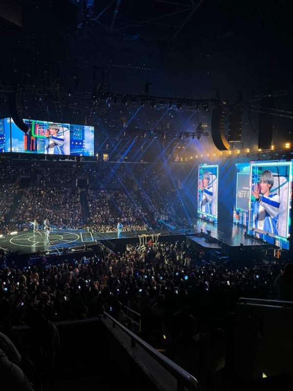 Crypto.com Arena, section: PR5, row: 7, seat: 2