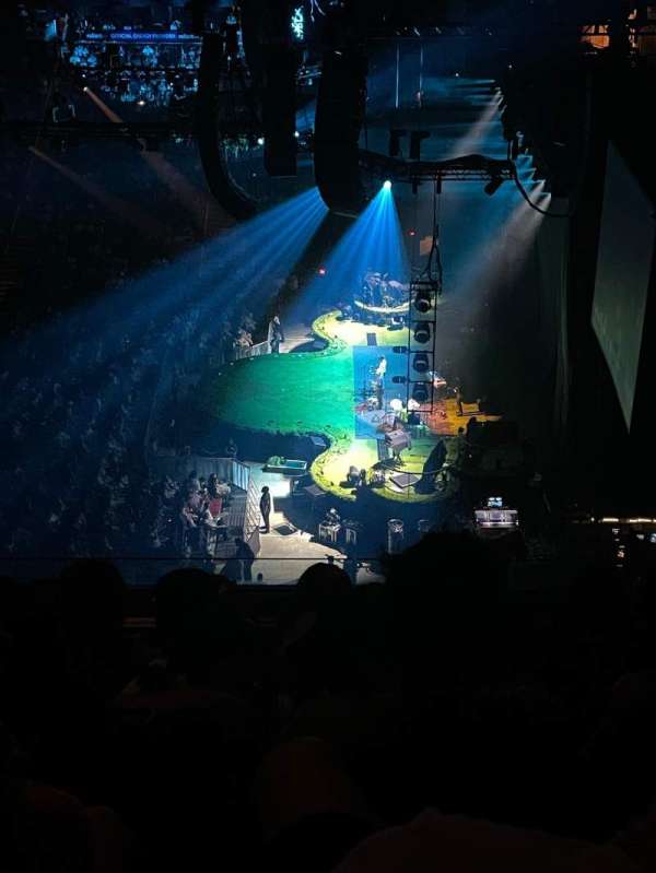 Toyota Center, section: 407, row: 5, seat: 14