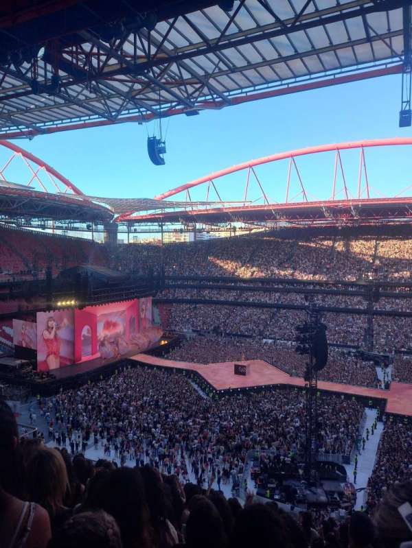 Photo by  at Estádio da Luz