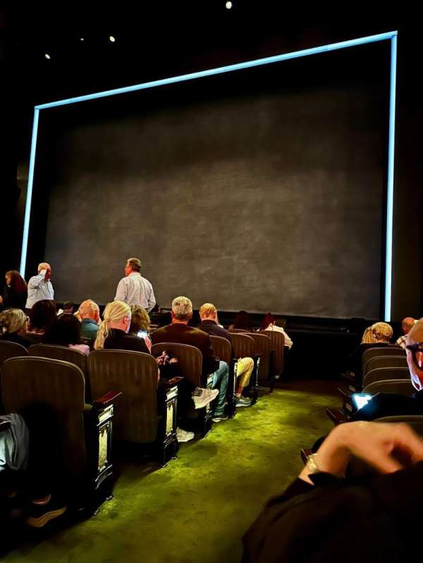 Nederlander Theatre, section: Orchestra R, row: J, seat: 2