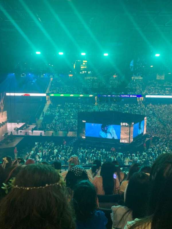 Allstate Arena, section: 203, row: F, seat: 12