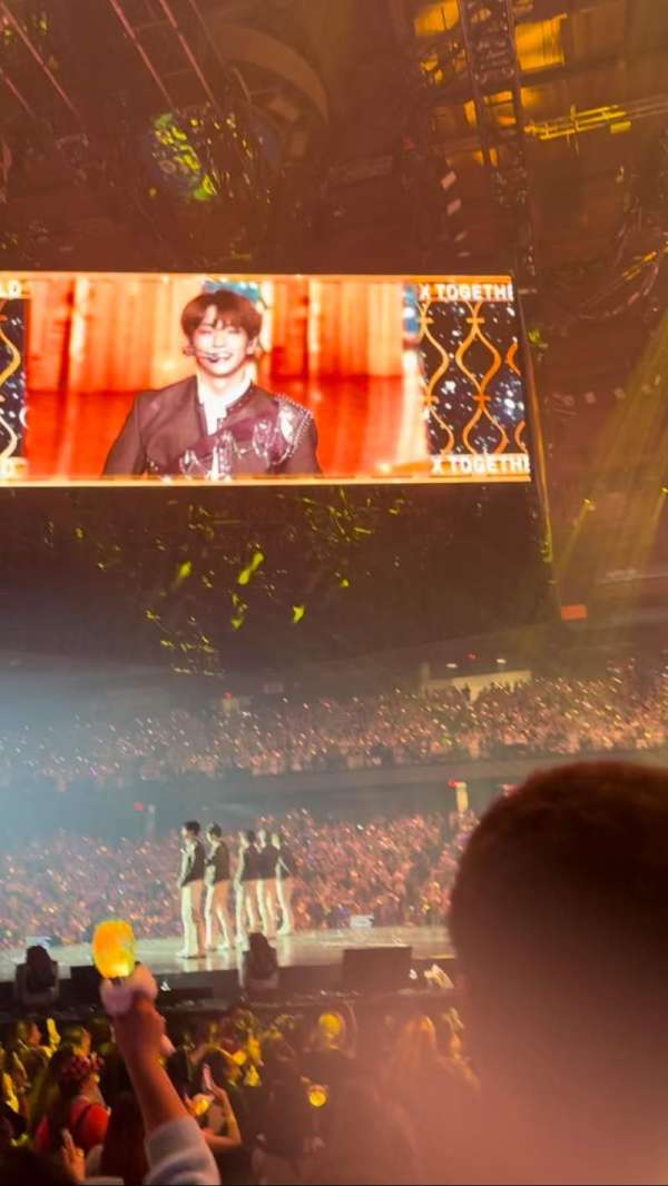 Allstate Arena, section: 110, row: EE, seat: 19