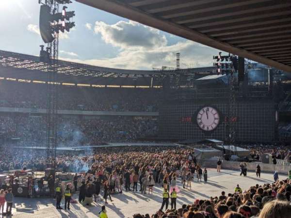 Murrayfield Stadium, section: E17, row: X, seat: 26