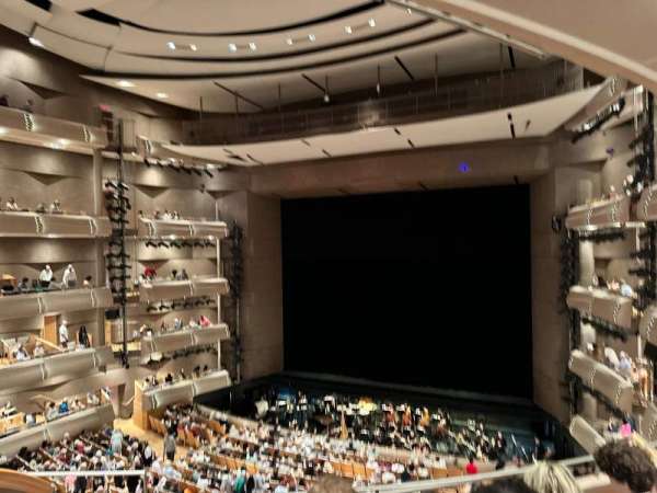 Four Seasons Centre, section: C, row: C, seat: 366