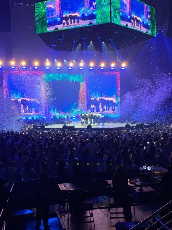 Capital One Arena, section: 104, row: B, seat: 6